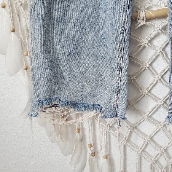 Avec Les Filles Distressed Wide Leg High Rise Cropped Jean Size 28 - Picture 5 of 12